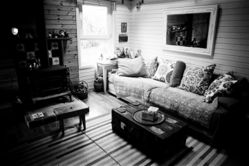 30-Andrews-living-room-Carbeth-Huts