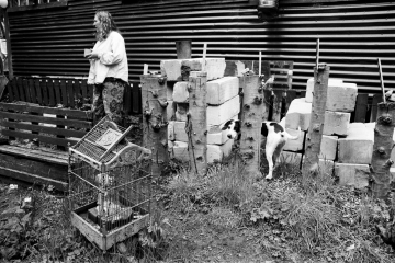 04-Leona-and-Murdoch-Carbeth-Huts-1