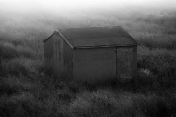 03-South-Gare-Fishermans-Huts-in-the-mist-early-morning