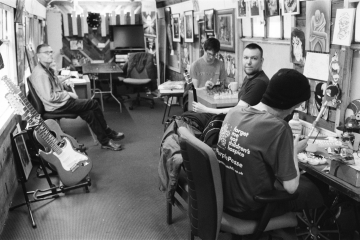 04-Men-in-carriage-Platform-1-Huddersfield