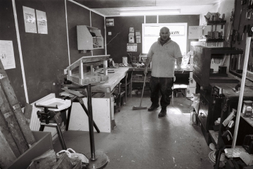 17-Tommy-in-the-carpentry-shop