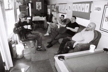 37-Relaxing-in-the-carriage