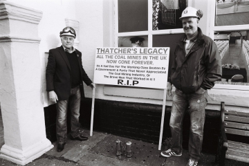 13-Two-miners-Kellingley-Colliery-Closure-March