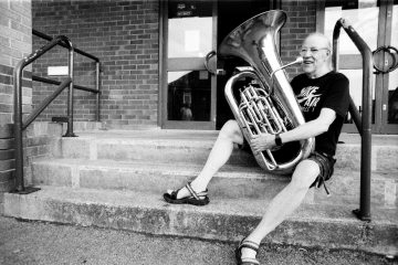 09-Lofthouse-2000-Brass-Band-Belle-Isle-WMC-tuba-outside