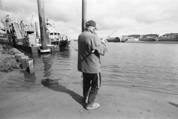 06-Asher-fishing-Middleton-Fishing-Cabins-Hartlepool