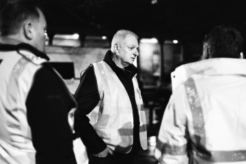 04-Gez-Huddersfield-Platform-1-carriage-lift