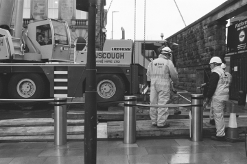 06-Crane-Huddersfield-Platform-1