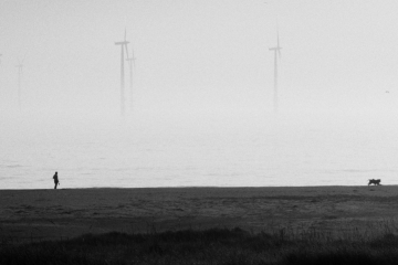 09a-On-the-beach-at-South-Gare-early-morning
