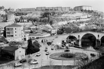 Pont Vell and the town beyond, Manresa, Catalunya, Spain.