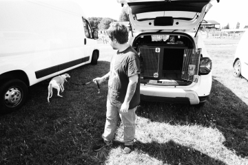 02-75-Whippet-racing-Pontefract