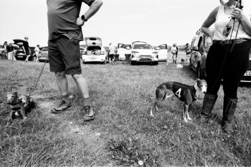 02-76-Whippet-racing-Pontefract