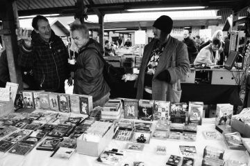 019a-Pound-stall-Leeds-Kirkgate-outdoor-market